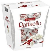 Ferrero Raffaello - Smalks krēms, kraukšķīgas mandeles, kraukšķīgas vafeles un kokosriekstu pārslas - 1 iepakojums 230 g